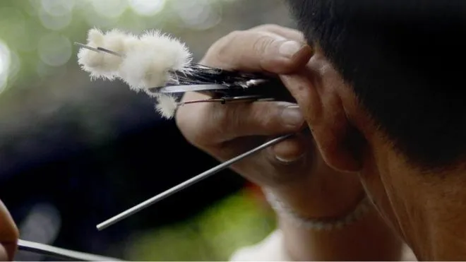 英國人在成都體驗采耳